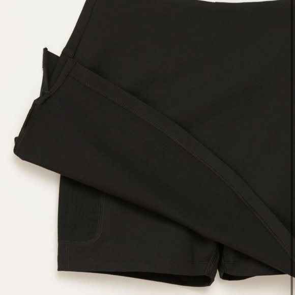 Brand new SKORT: Girlfriend Collective's Sport Skort - Picture 5 of 9